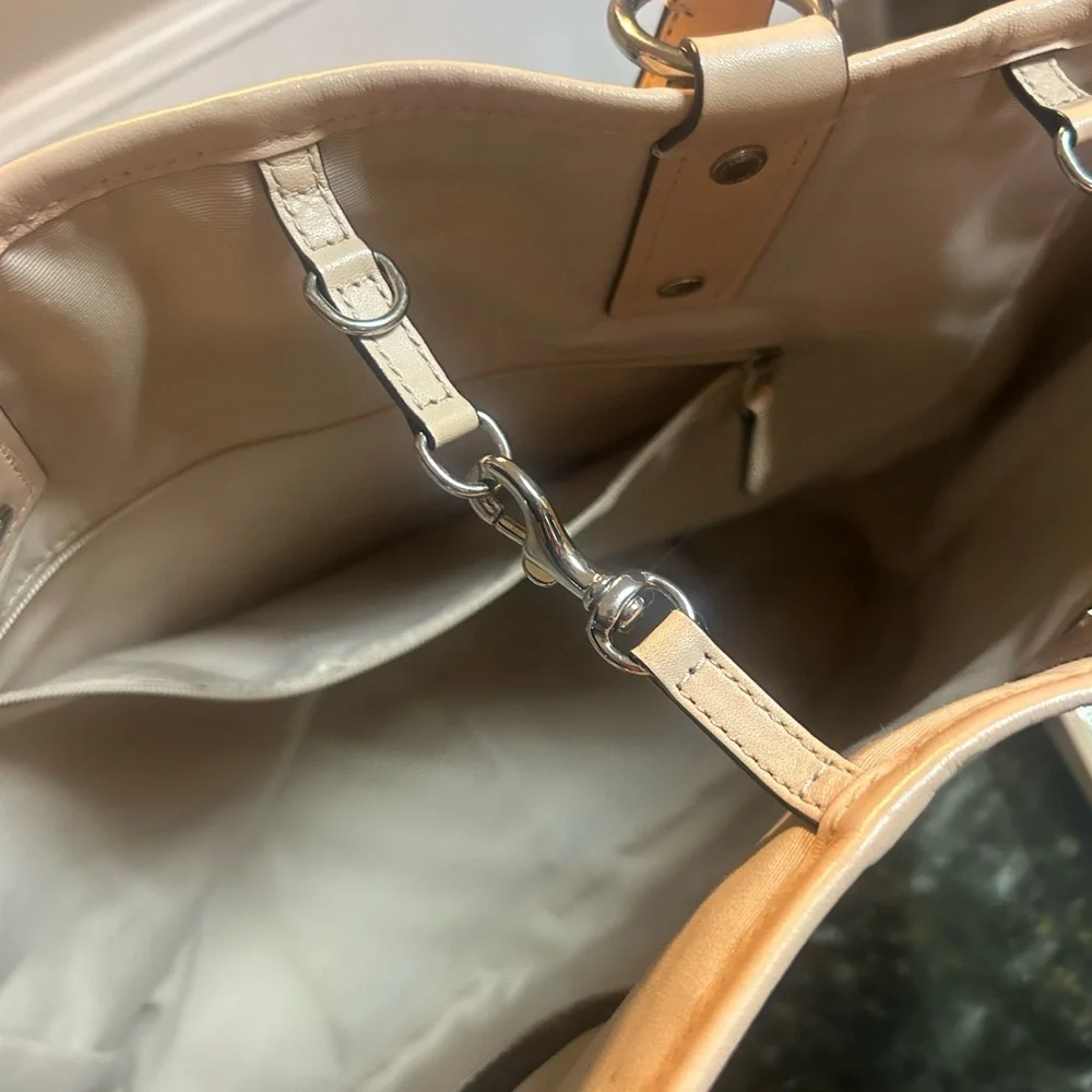 Coach Gold Metallic Tote Bag - Picture 8 of 9